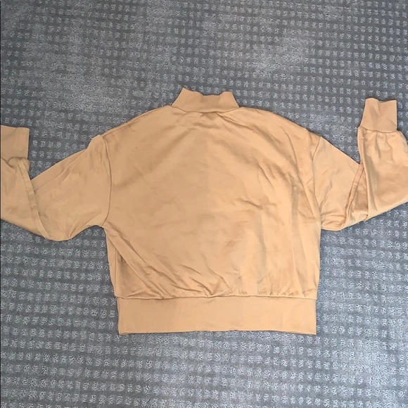 H&M Graphic Print Turtleneck Pullover - Picture 5 of 6